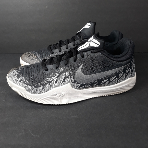 nike mamba rage grey
